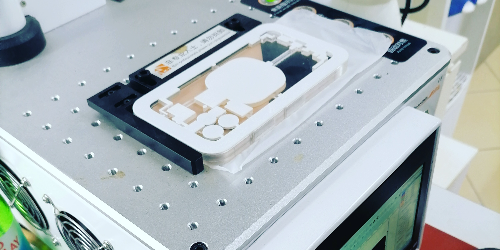 Telefon arka kapak değişimi