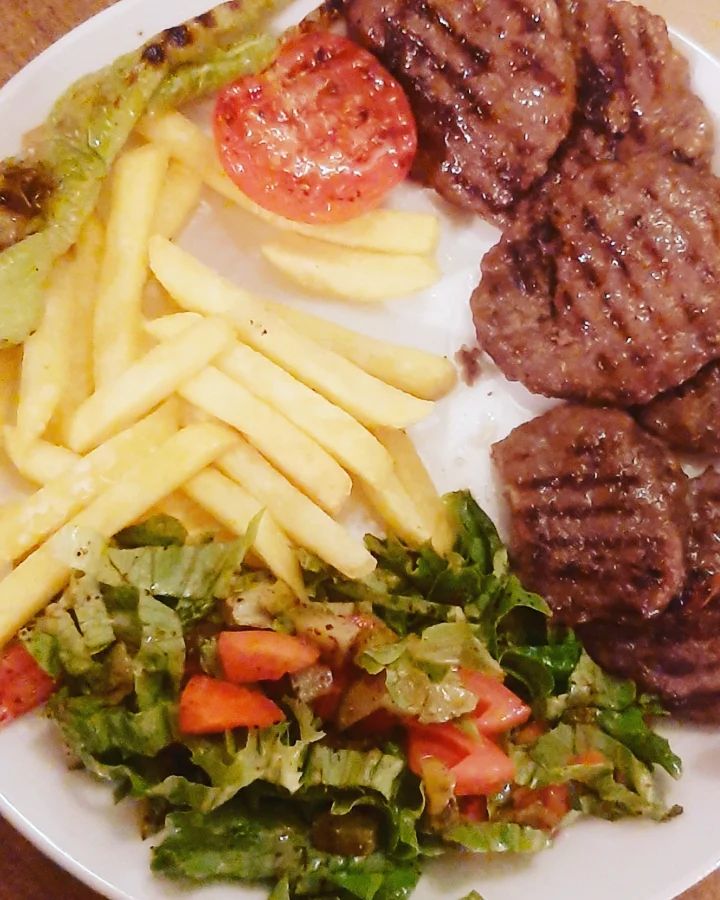 Bolu Lahmacun Kebap Ve Pide Siparişi & Köyüm Restaurant