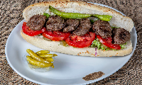 KÖFTE EKMEK