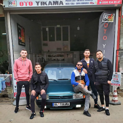 SALİHLİ OTO YIKAMA OTO KUAFÖR SALONU HİZMETİHLİ 