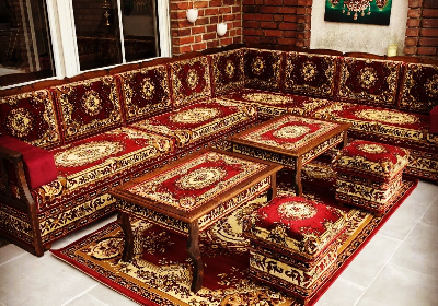 تصنيع  كافة انواع وموديلات المجالس العربية و الخلي