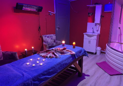 Массаж Стамбул. Массажный салон Эскишехир. Истанбул Spa Salon. Массаж Стамбул комната. Traditional massage parlor