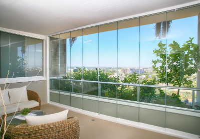 Cam Balkon